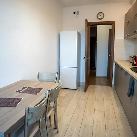 Barrique 30 - Breakfast Delivered & Minibar - Free Parking - Mall Area *