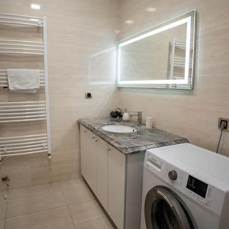 アパート Barrique 30 - Breakfast Delivered & Minibar - Free Parking - Mall Area