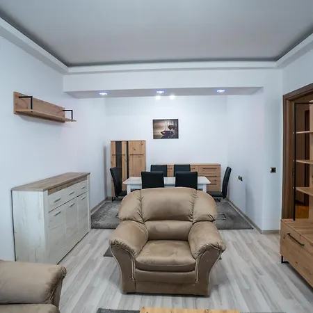 Barrique 30 - Breakfast Delivered & Minibar - Free Parking - Mall Area アパート ブラショフ