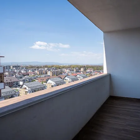Barrique 30 - Breakfast Delivered & Minibar - Free Parking - Mall Area アパート ブラショフ