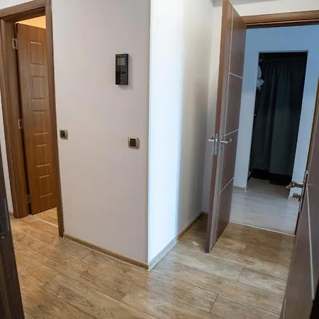 Barrique 30 - Breakfast Delivered & Minibar - Free Parking - Mall Area アパート *