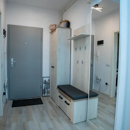 Barrique 30 - Breakfast Delivered & Minibar - Free Parking - Mall Area
