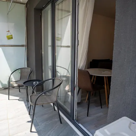 アパート Barrique 30 - Breakfast Delivered & Minibar - Free Parking - Mall Area *